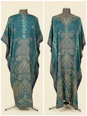 Elegant Teal Paisley-Print Women's Kaftan with Gold Accents
